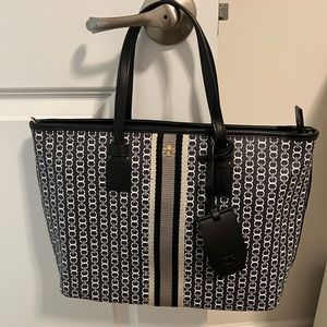 EUC Tory Burch Gemini Link Tote Black/White
